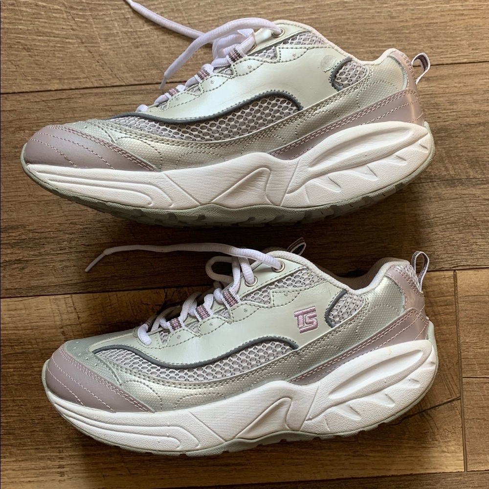 TS Sport Therma Fitness Shoes Sz 8